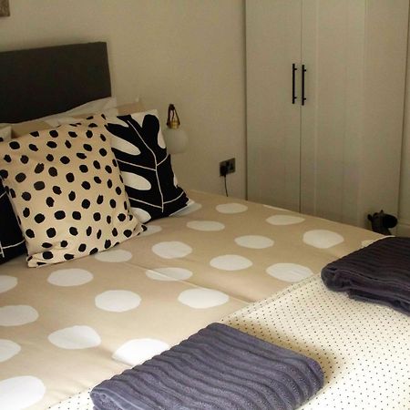 2 Bed House In Knaresborough Villa ภายนอก รูปภาพ